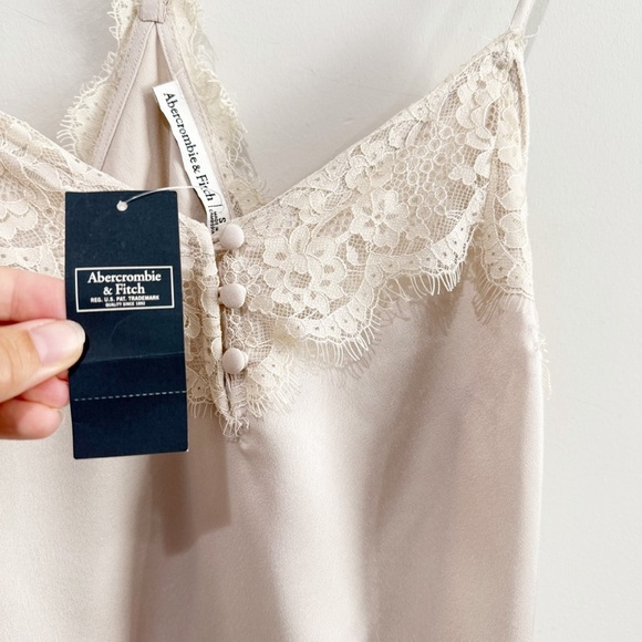 A&F Satin Lace Cami Bodysuit NEW Size Small - Picture 13 of 15